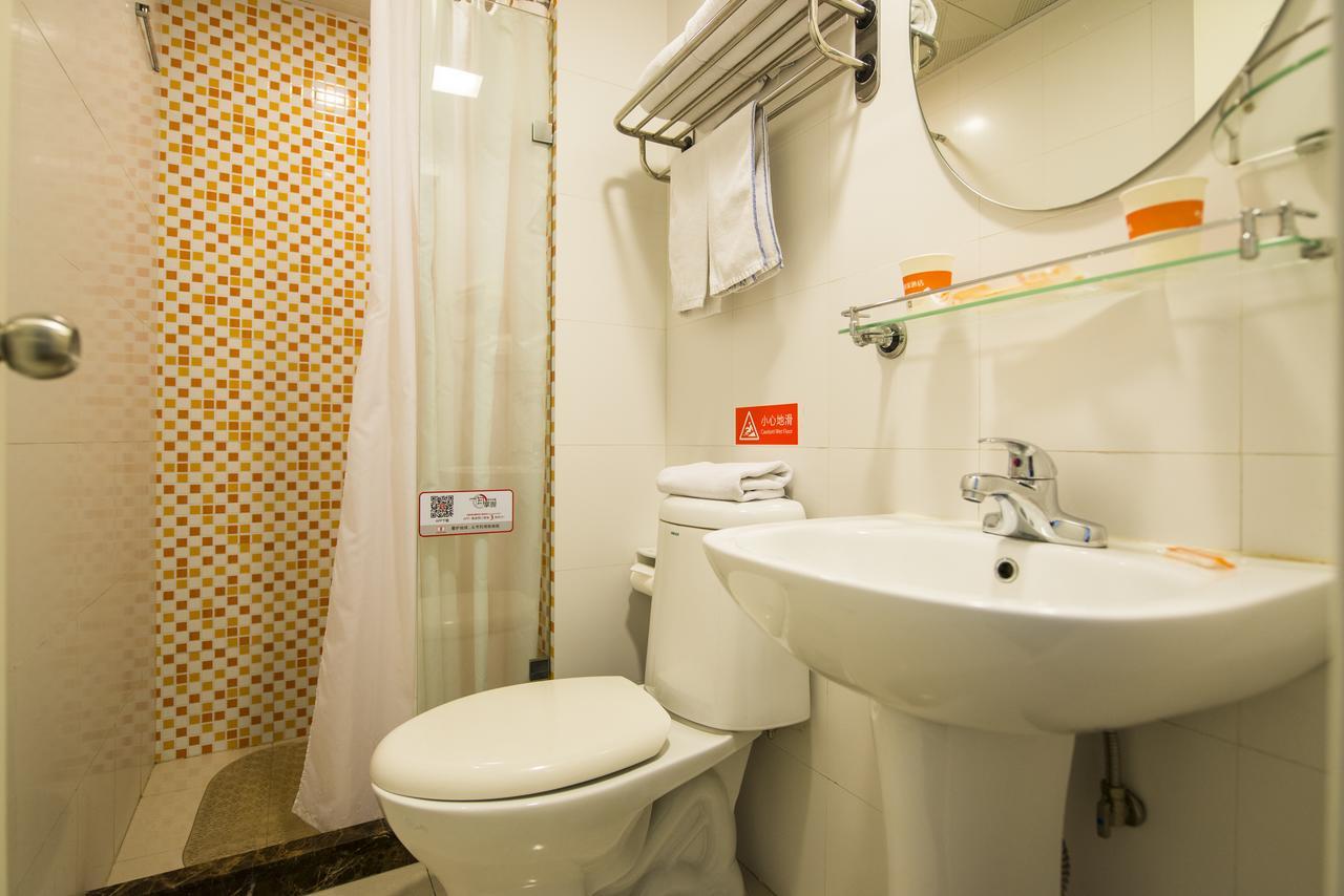 Home Inn Chongqing Nanping Pedestrian Street Branch Esterno foto