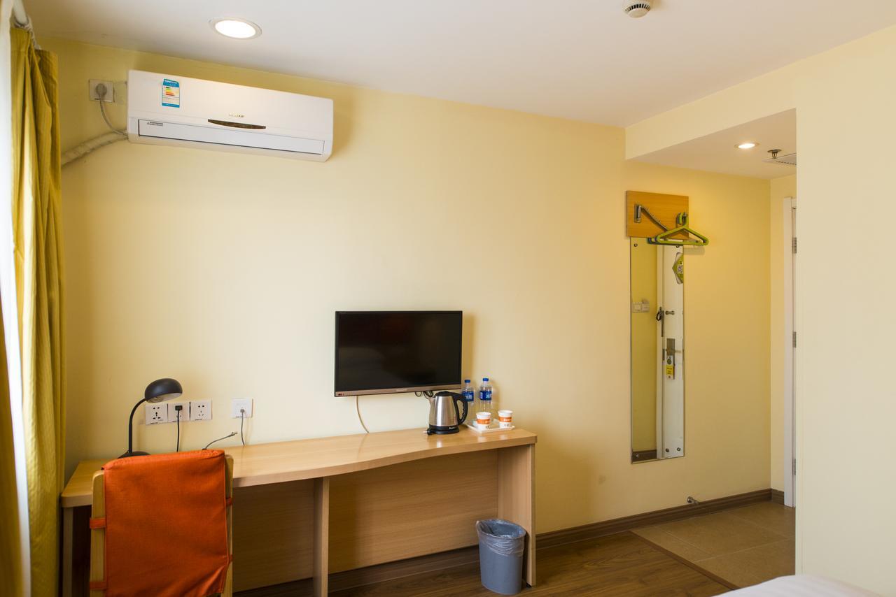 Home Inn Chongqing Nanping Pedestrian Street Branch Esterno foto